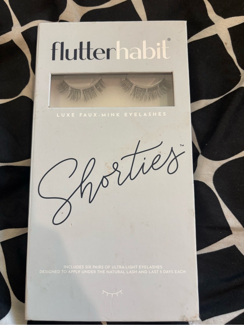 Flutter Habit Shorties Luxe Faux-Mink Eyelashes - Black